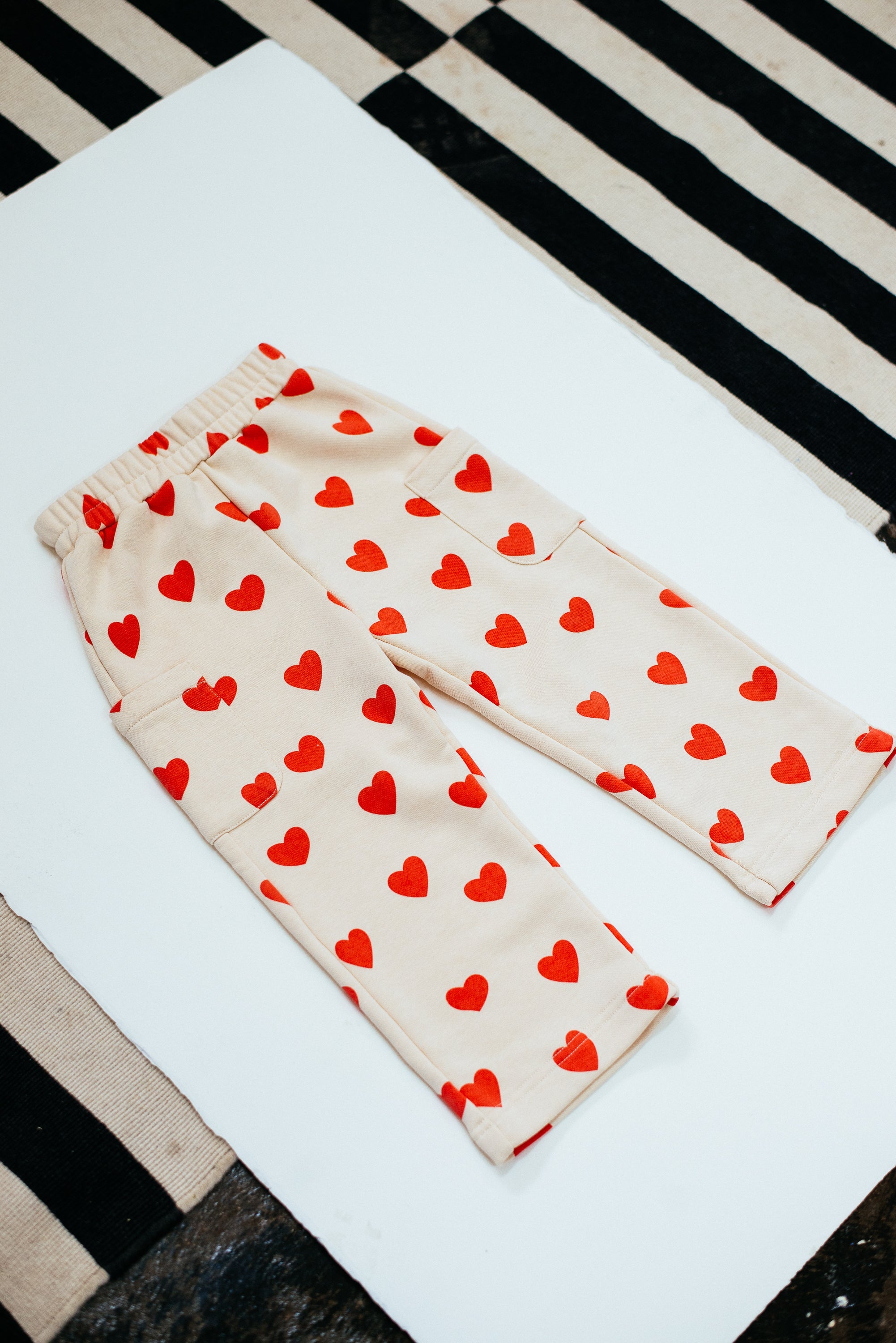 Holiday Pants - Hearts