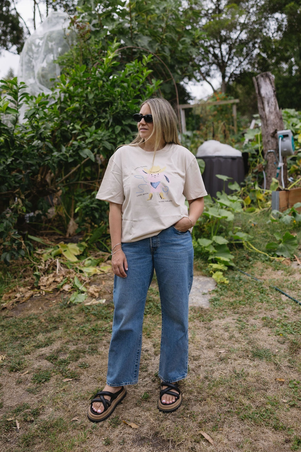 Catch'n Bunnies Tee - Pink (Adult)