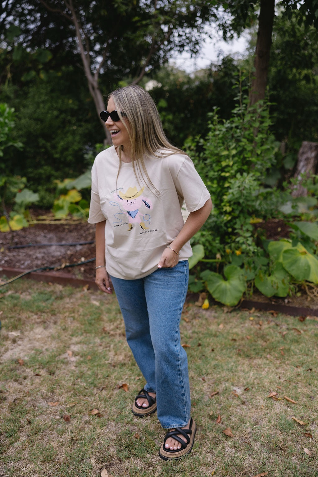 Catch'n Bunnies Tee - Pink (Adult)